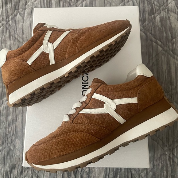 🔥 Veronica Beard Valentina Hazelwood Corduroy Sneakers EUC - Picture 2 of 16